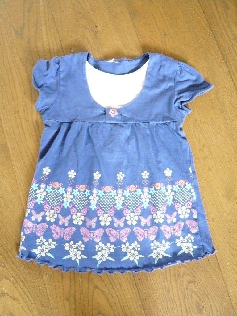 Donkerblauw jurkje met witte bies en gebloemde rand, mt 116, Gebruikt, Jongen of Meisje, Ophalen of Verzenden, Jurk of Rok