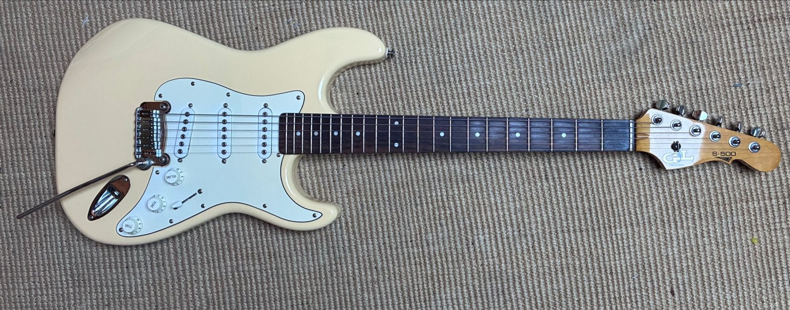 G&L Tribute Series S-500 (Fender Stratocaster model), Ophalen, Gebruikt, Solid body, Overige merken