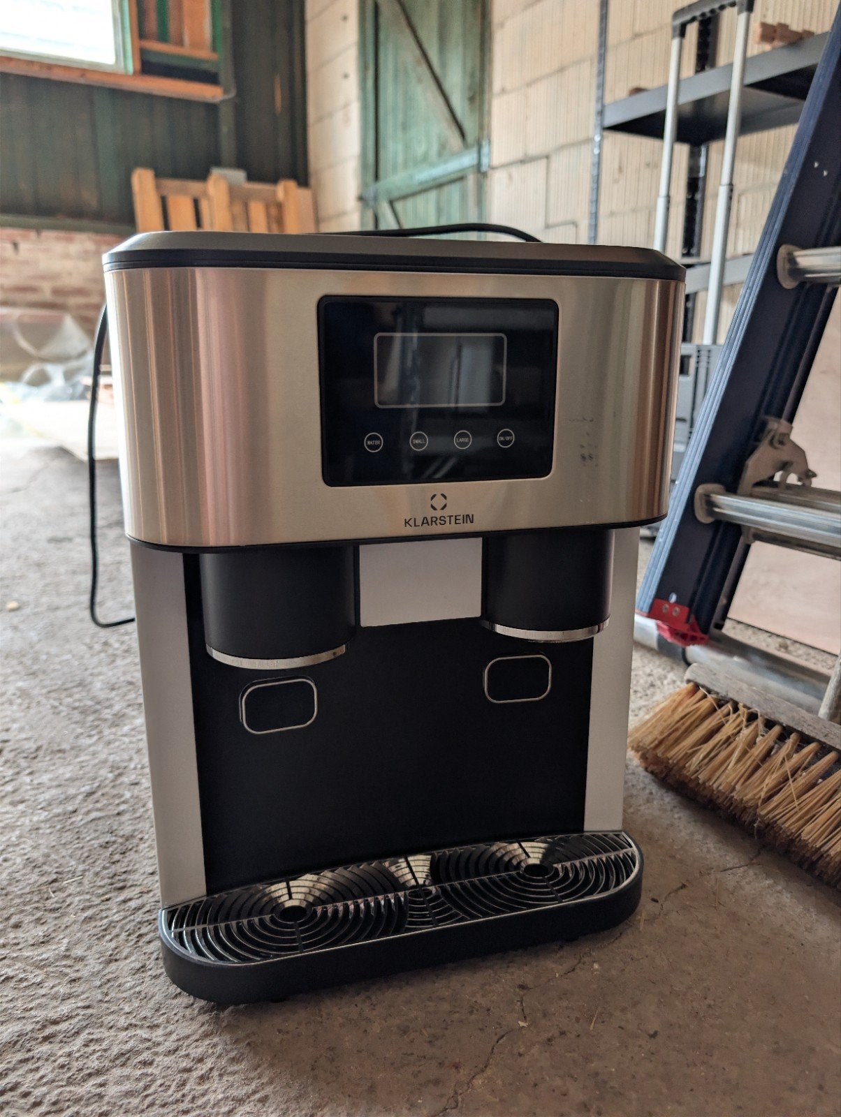 Klarstein Waterkoeler met IJsblokjesmachine - Zilver/Zwart, Ophalen, Gebruikt, Waterkoeler