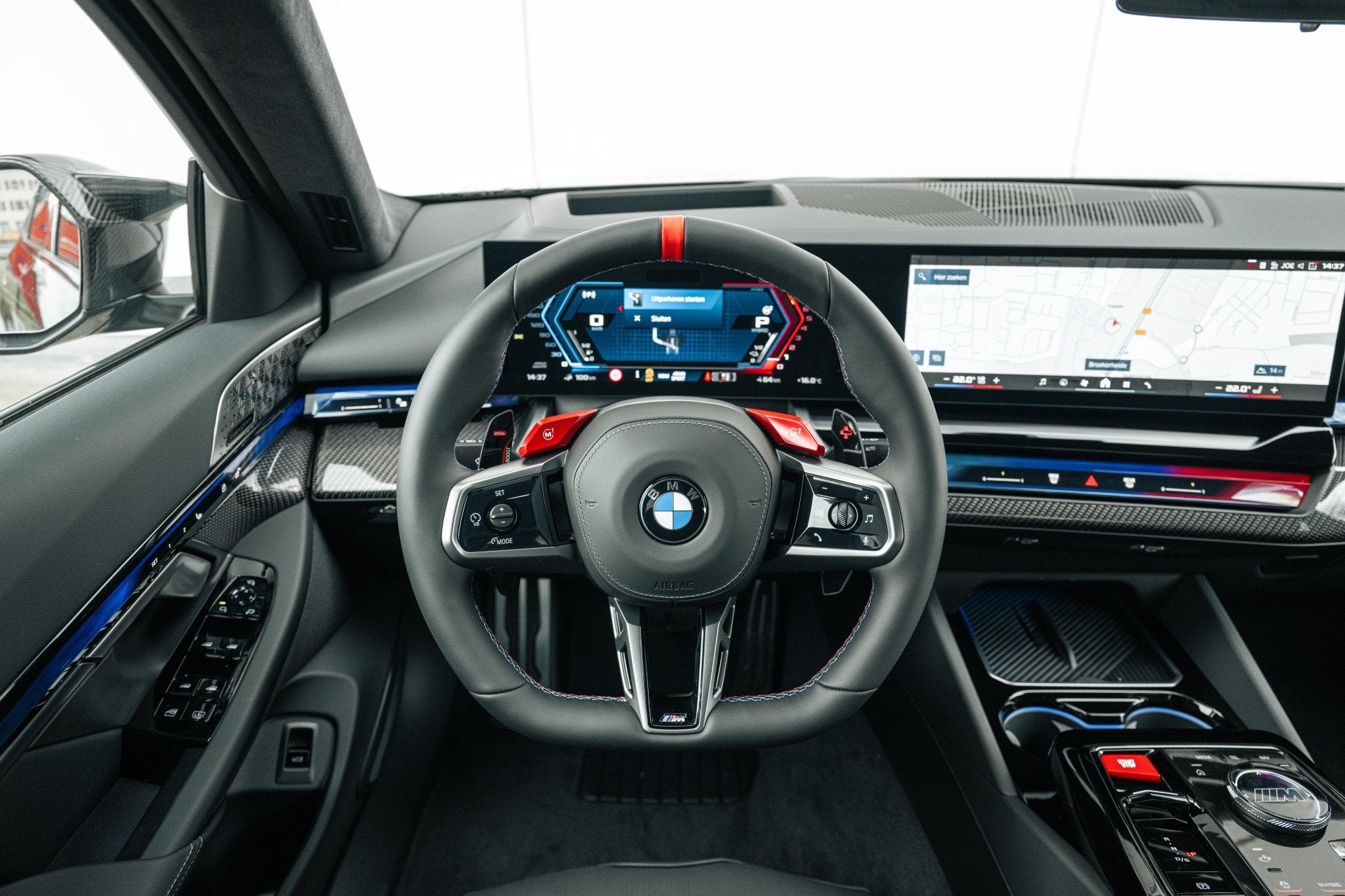 BMW 5 Serie M5 Automaat / Trekhaak / Carbon-keramische remme, Automaat, Dealer onderhouden, Stoelverwarming, Bedrijf
