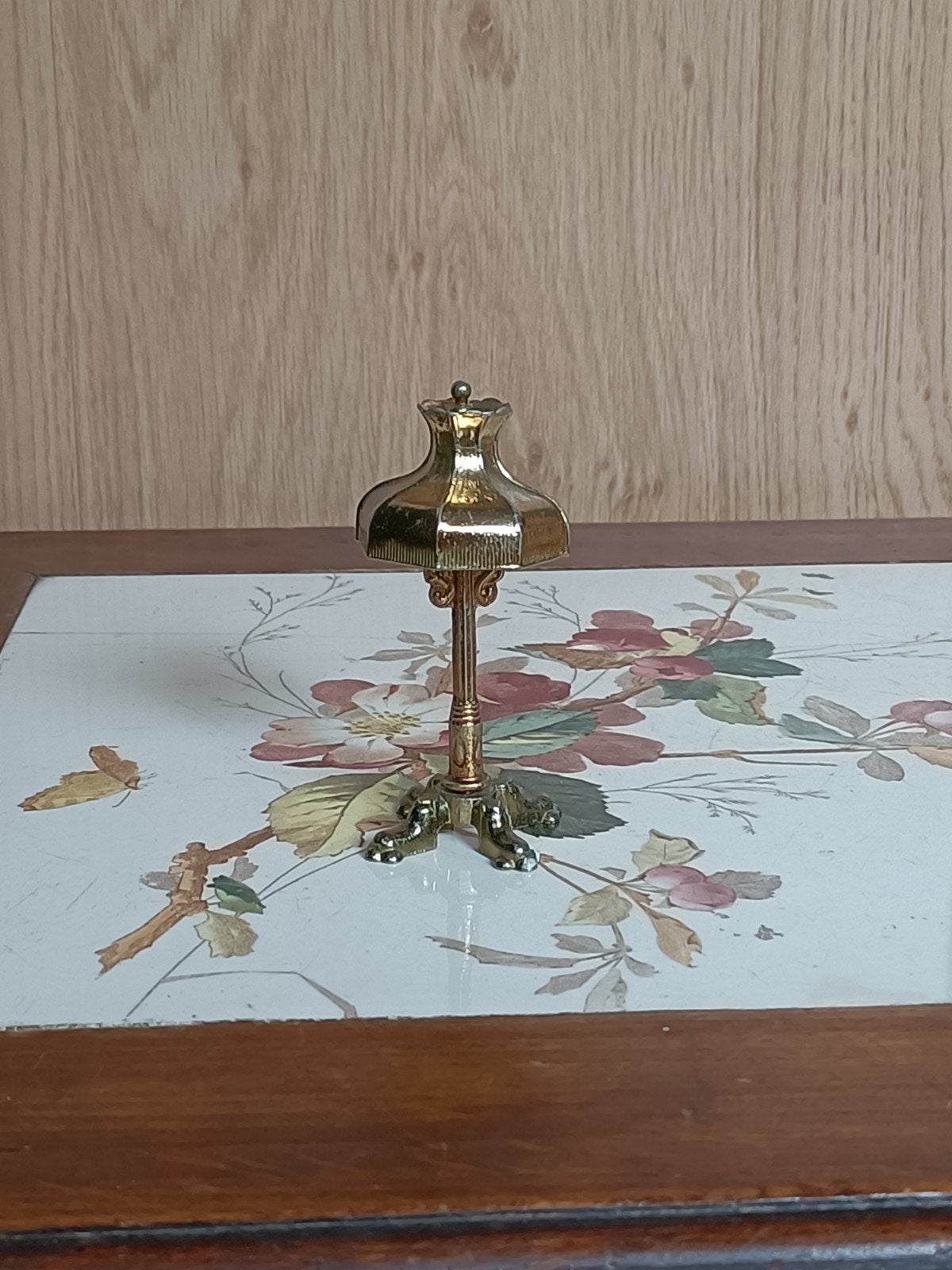 messing staande lamp poppenhuis, Verzenden, Gebruikt, Poppenhuis