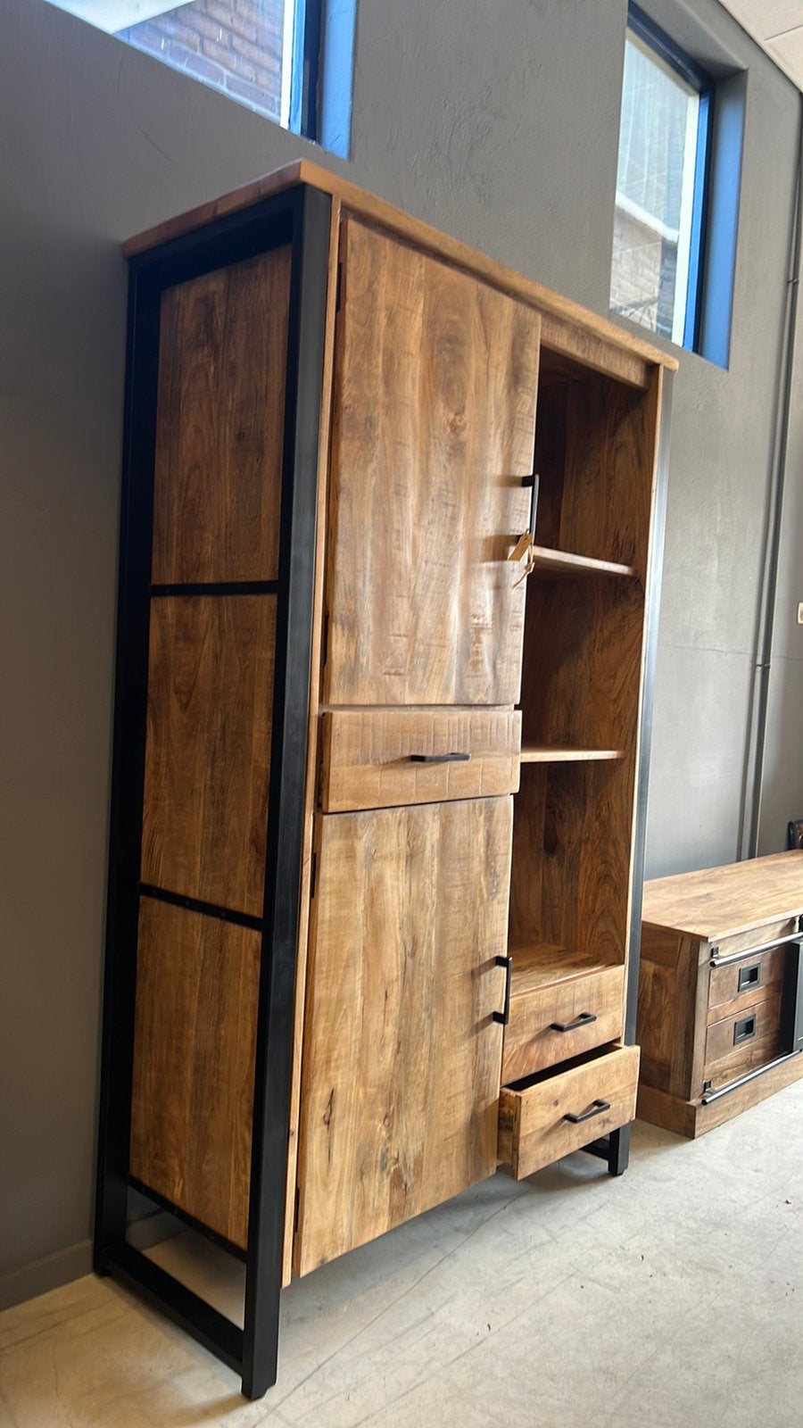 Mango kast, Huis en Inrichting, Kasten | Buffetkasten, 100 tot 150 cm, Nieuw, Ophalen of Verzenden, 150 tot 200 cm