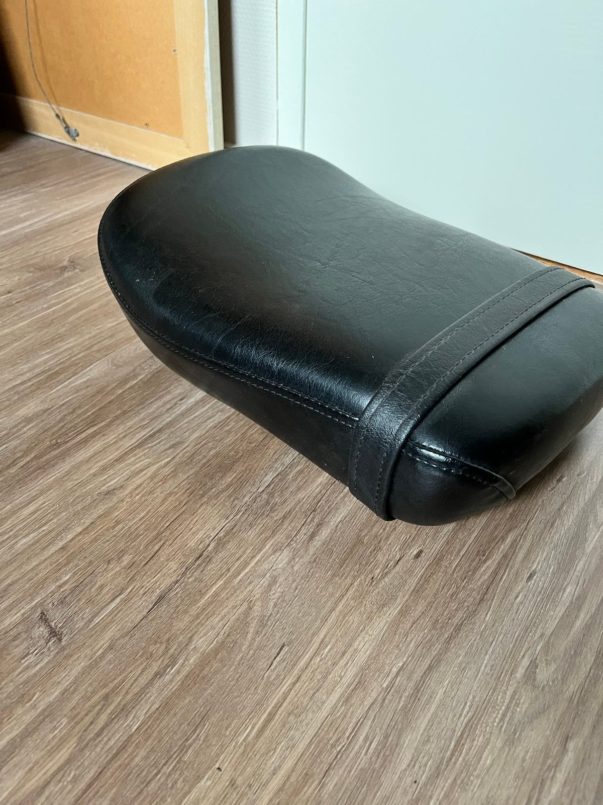 Duo zit Yamaha Dragstar XVS 1100. €50, Ophalen, Nieuw