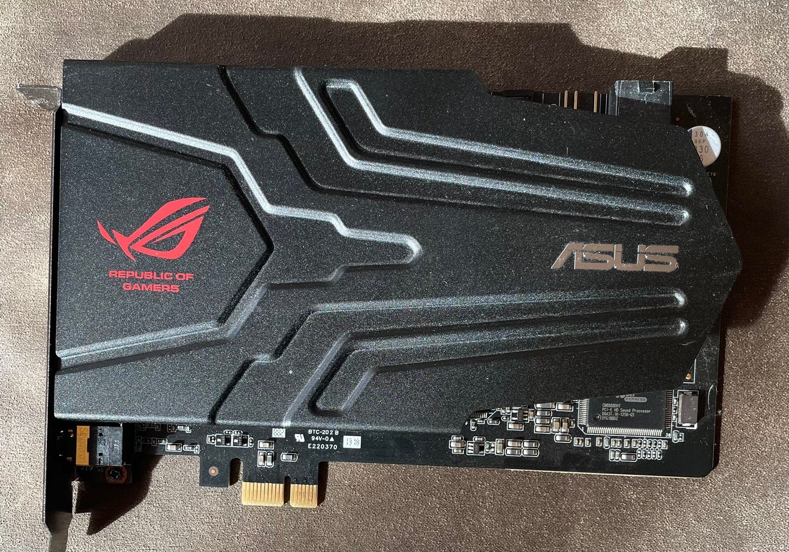 ASUS ROG Xonar Phoebus Interne PCIe x1 geluidskaart, Ophalen of Verzenden, Gebruikt, GDDR6, PCI-Express 4