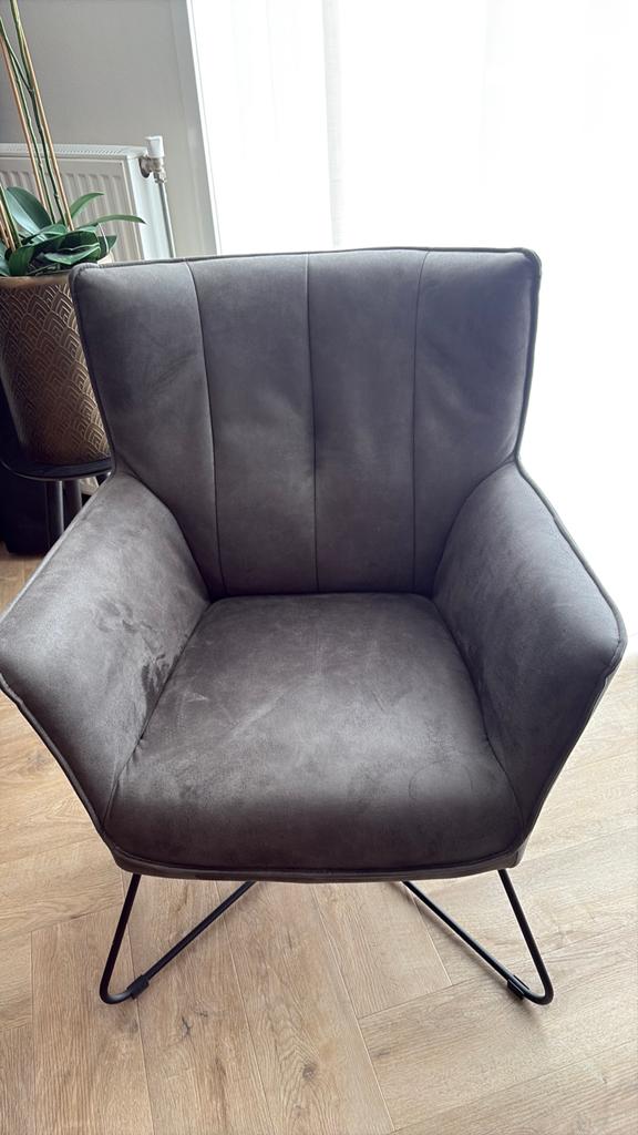 2 moderne grijze relax fauteuils, Ophalen, Zo goed als nieuw, 75 tot 100 cm, 50 tot 75 cm