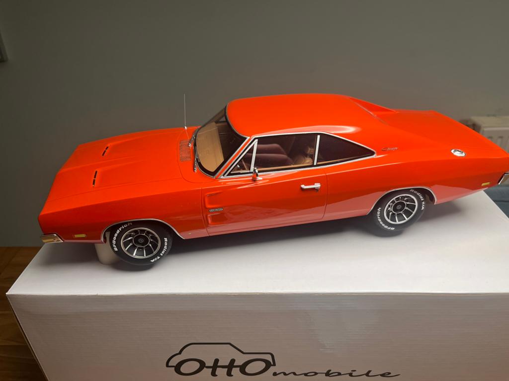 1-12 Dodge Charger Hemir orange  otto ottomobile, Hobby en Vrije tijd, Modelauto's | 1:5 tot 1:12, Ophalen of Verzenden, Zo goed als nieuw