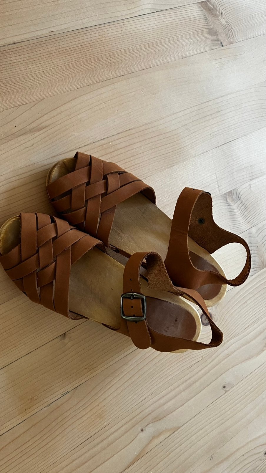 Houten sandalen, Kleding | Dames, Schoenen, Ophalen of Verzenden, Zo goed als nieuw, Bruin, Sandalen of Muiltjes
