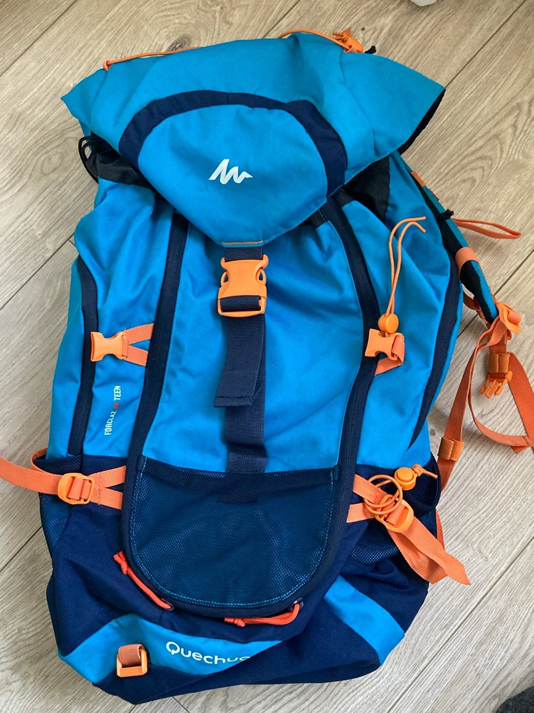 Backpack Forclaz 40l Teen Quechua Decathlon, Ophalen of Verzenden, Zo goed als nieuw, Rugzak