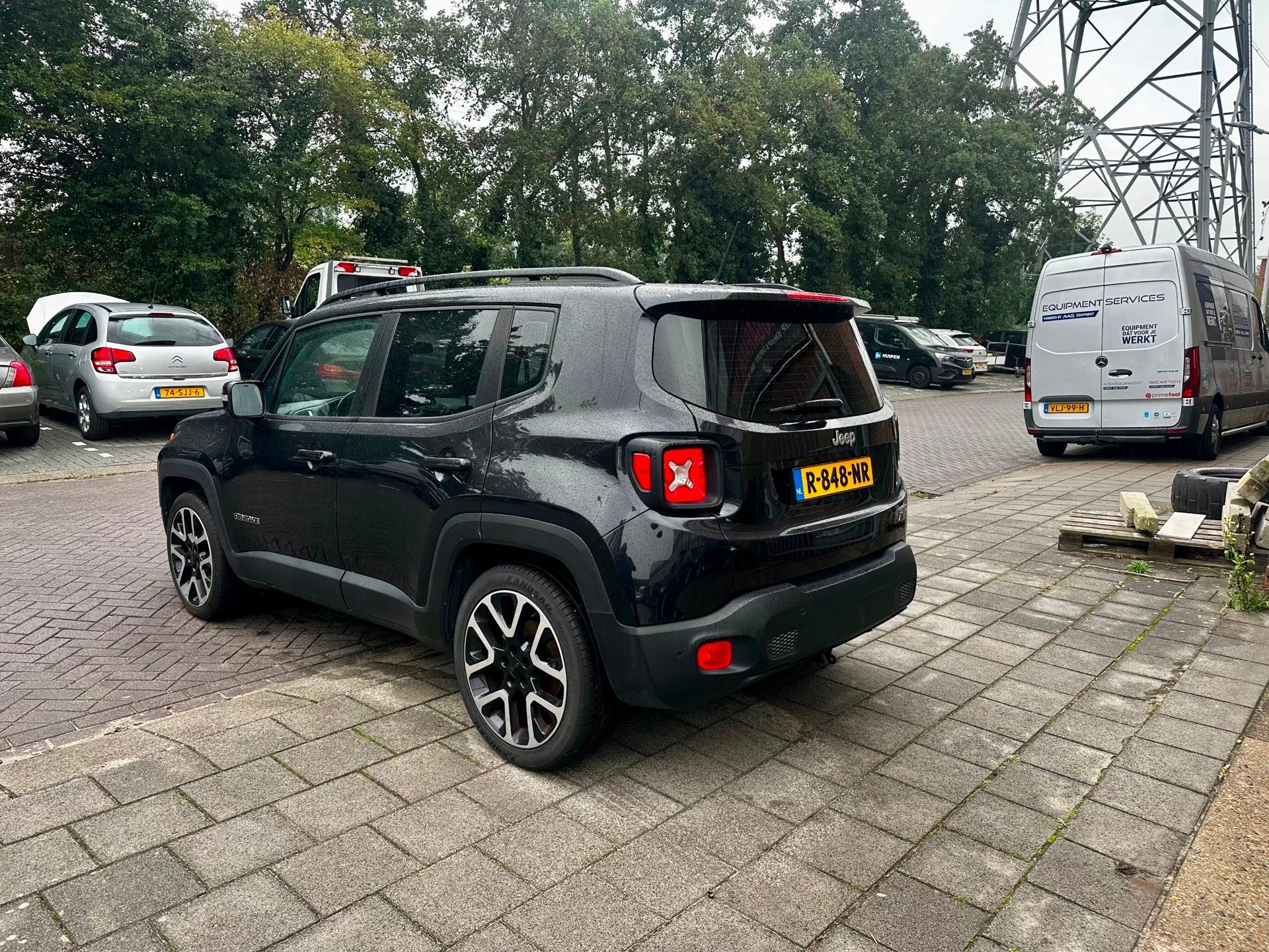 Jeep Renegade 1.4 MultiAir Limited, Auto's, Voorwielaandrijving, Gebruikt, 4 cilinders, 400 kg