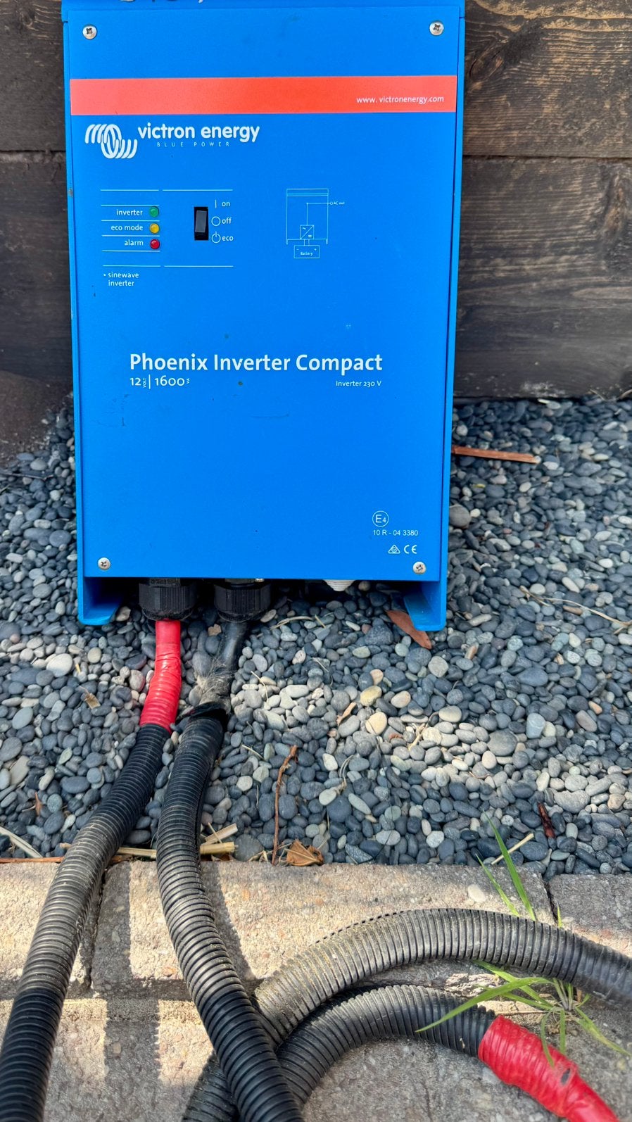 Omvormer 12v/230v, Ophalen, Zo goed als nieuw, Overige typen