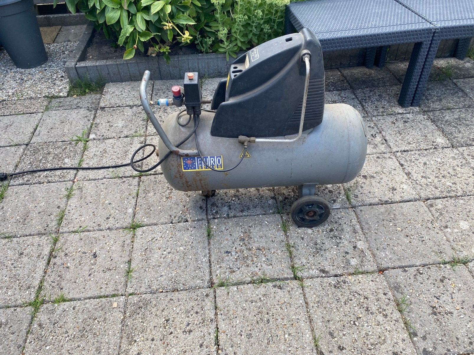 Compressor euro series, Ophalen, Gebruikt, 200 tot 400 liter/min