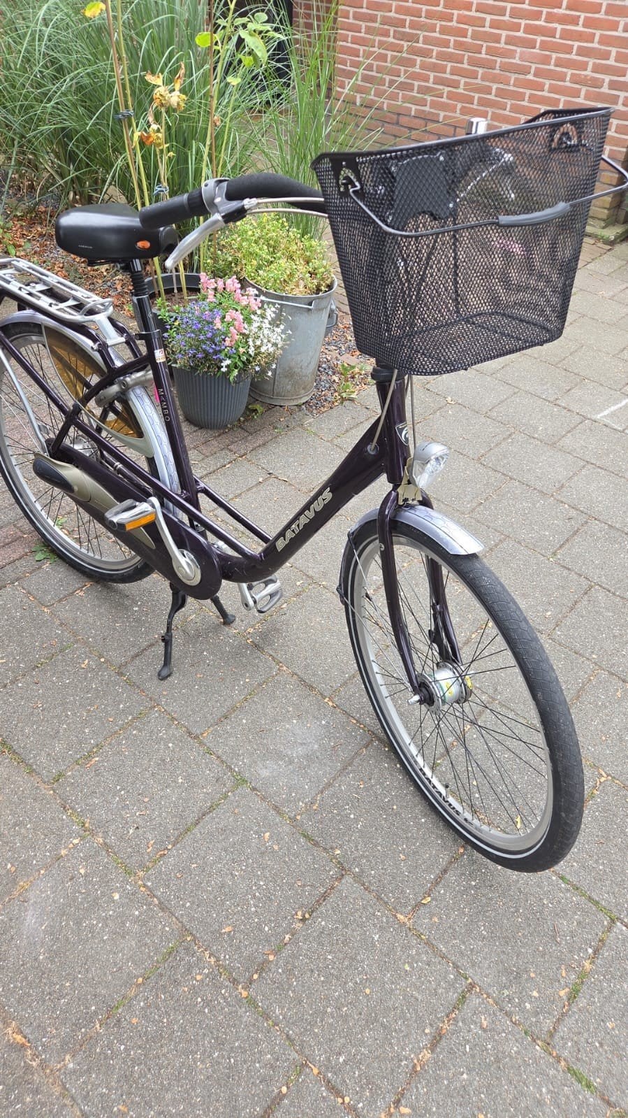 Batavus damesfiets met mandje en stuurslot, Ophalen, Gebruikt, Batavus