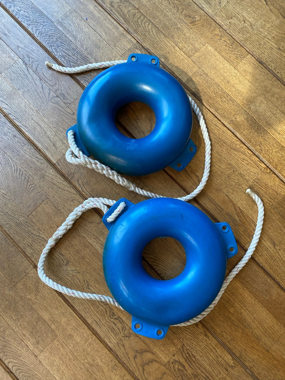 2x Blauwe ronde boeien (30cm) inclusief lijn, Watersport en Boten, Ophalen of Verzenden, Gebruikt, Overige typen