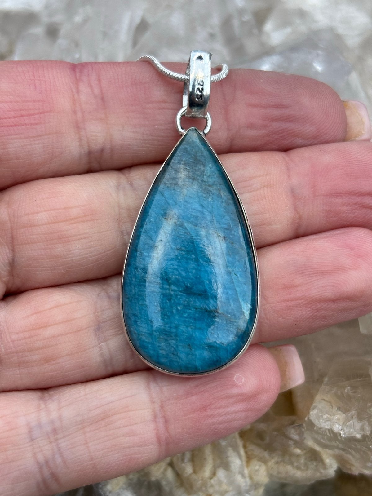 Apatiet Edelsteen Ketting Sieraden Spiritualiteit Creatief, Nieuw, Ophalen of Verzenden, Schimmelstraat, Steen of Mineraal
