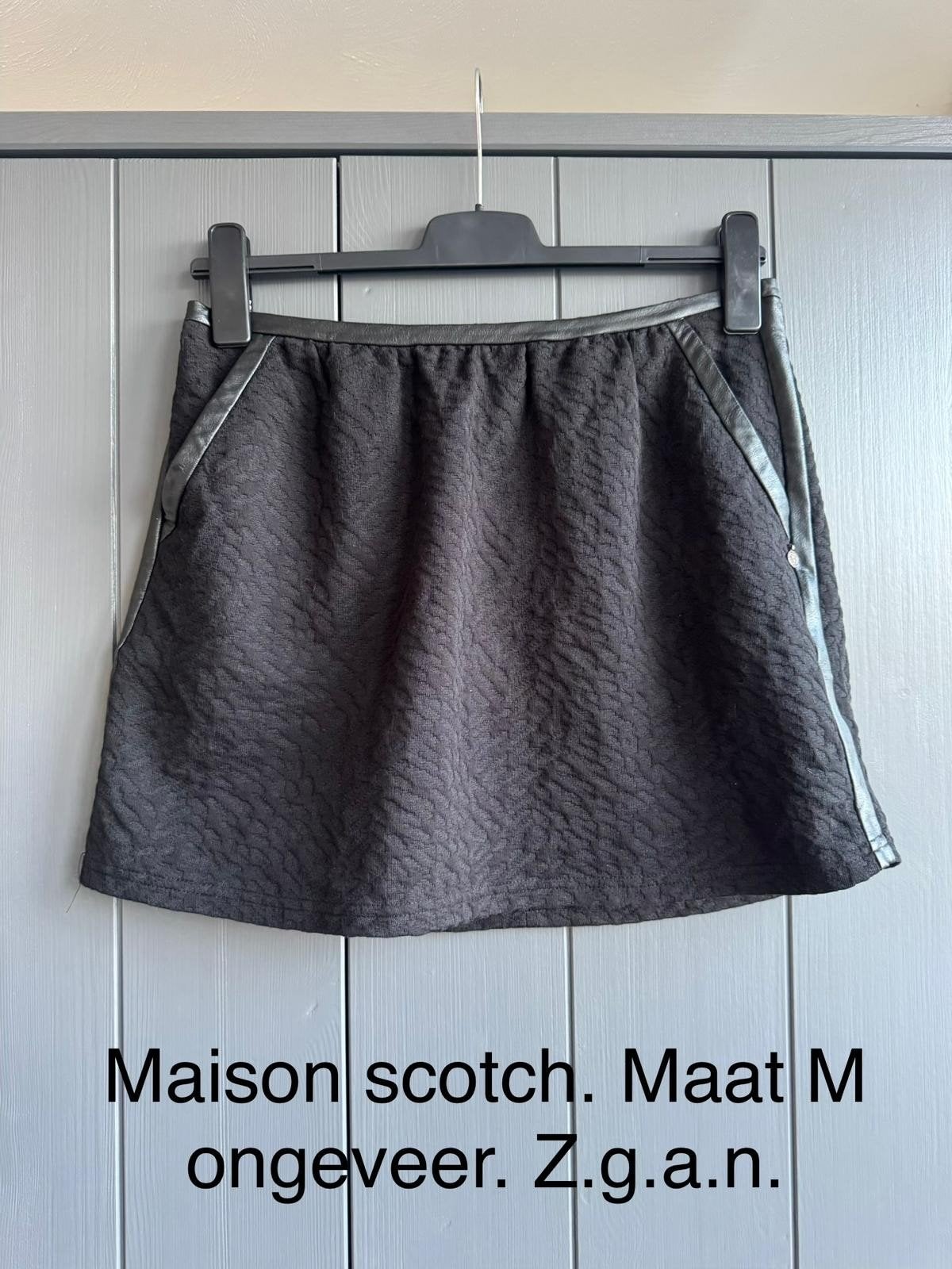 Maison Scotch Zwarte Rok - Maat M - Zo goed als nieuw, Maat 38/40 (M), Zwart, Zo goed als nieuw, Boven de knie