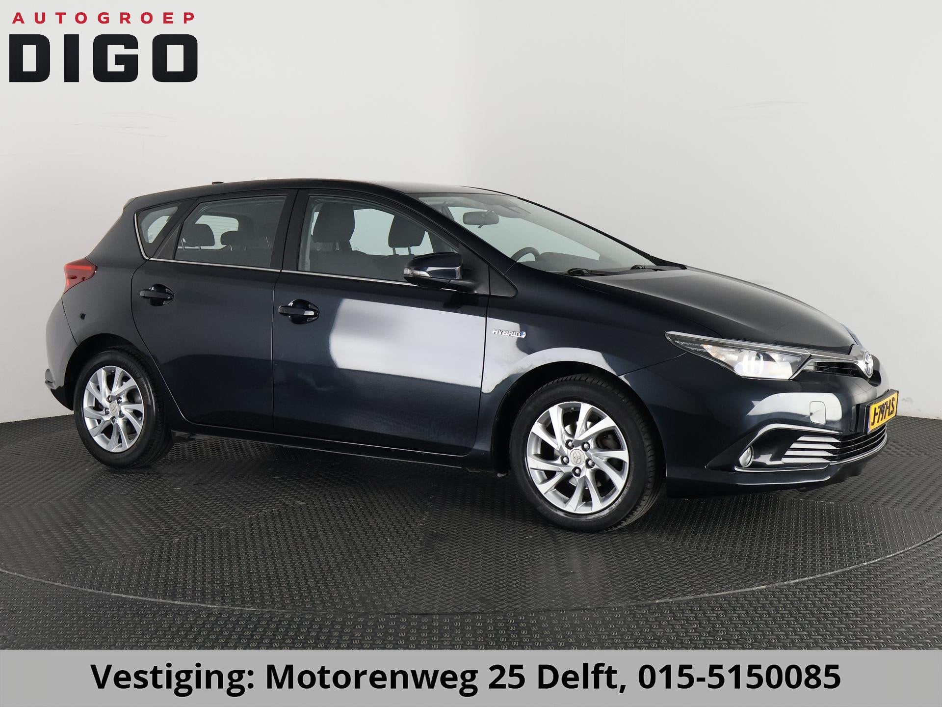 Toyota Auris 1.8 HYBRID ASPIRATION AUTOMAAT NAVI.CAMERA TOP, Dealer onderhouden, Gebruikt, Euro 6, 4 cilinders