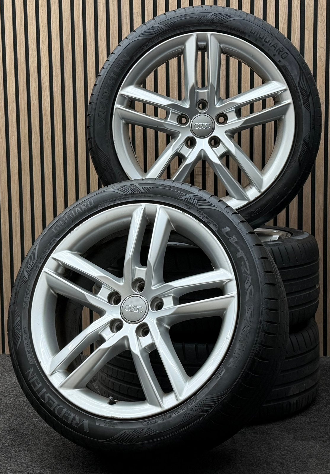 Originele 18 inch Audi A4 S4 B8 5x112 ET47 66.5 Vredestein, Auto-onderdelen, Banden en Velgen, Ophalen, 18 inch, 245 mm, .