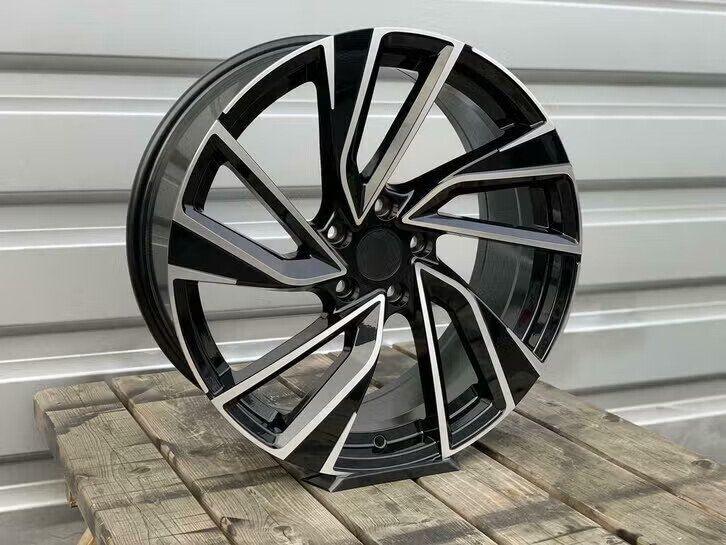 17” 5x100 ADELAIDE LOOK Velgen past onder VW polo SEAT AUDI, Velg(en), -, -, Nieuw