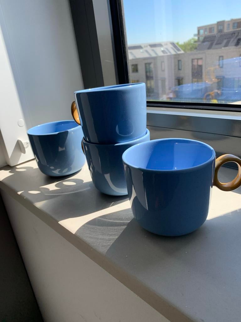 Iittala Play design mok 4x blue/umber 0,35L van €110 nu €70, Huis en Inrichting, Keuken | Servies, Overige materialen, Nieuw, Ophalen of Verzenden