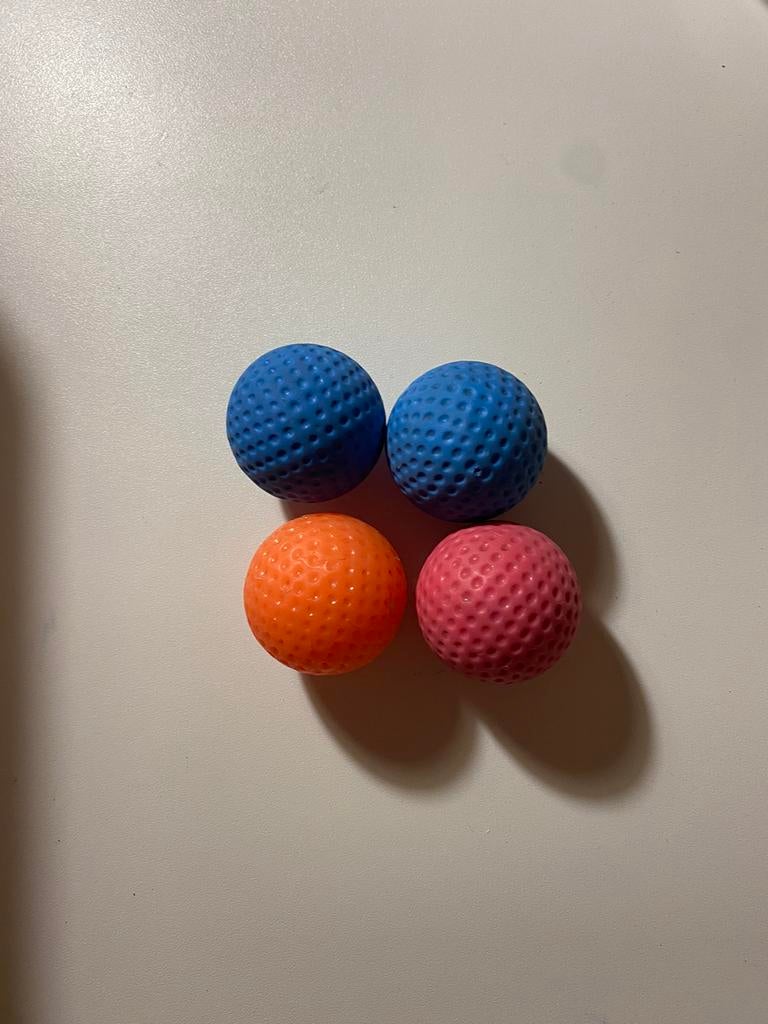 Mini golfballen, 4 stuks, Ophalen of Verzenden, Zo goed als nieuw, Bal(len)