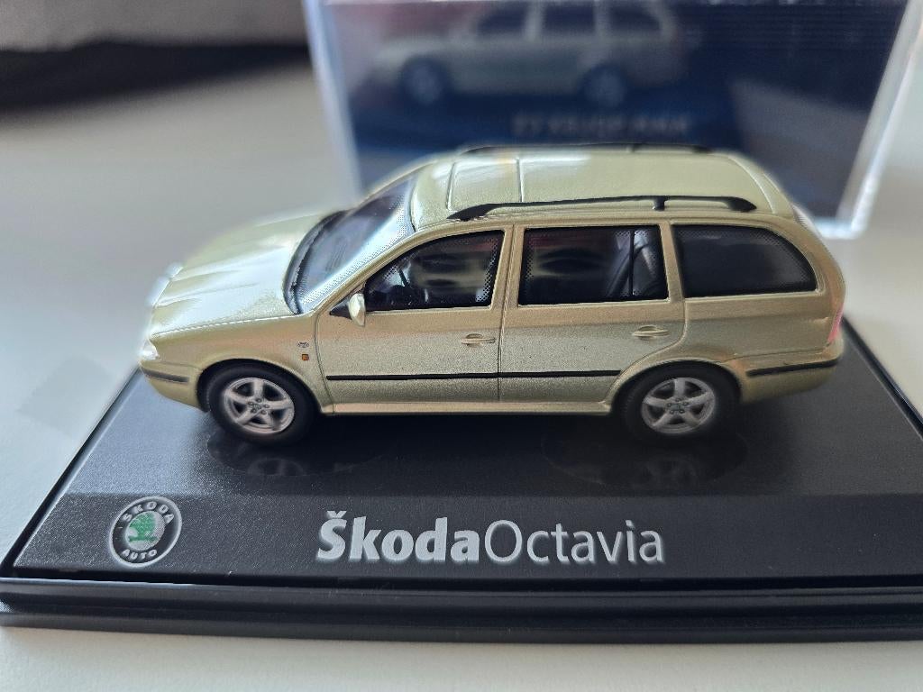 Skoda Octavia station, Hobby en Vrije tijd, Modelauto's | 1:43, Ophalen of Verzenden, Nieuw, Auto, Overige merken