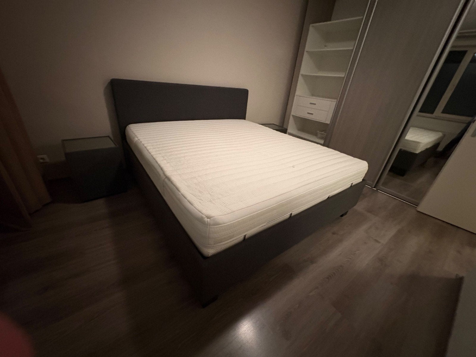 Luxe Swiss Sense elektrisch verstelbaar bed – 180  200 cm, Ophalen, Tweepersoons, Zo goed als nieuw, 180 cm