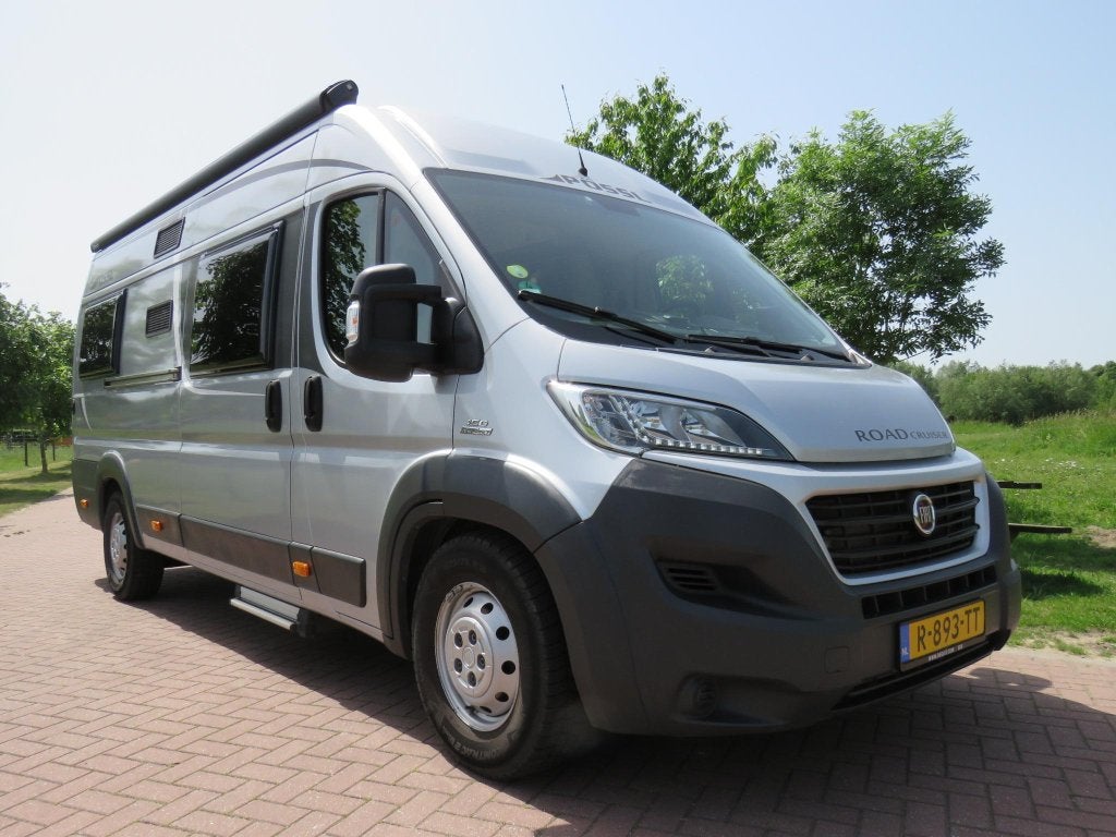 Pössl Roadcruiser 640 MAXI AUTOMAAT nette buscamper, Caravans en Kamperen, Campers, Automaat, Ringverwarming, Fiat, Pössl
