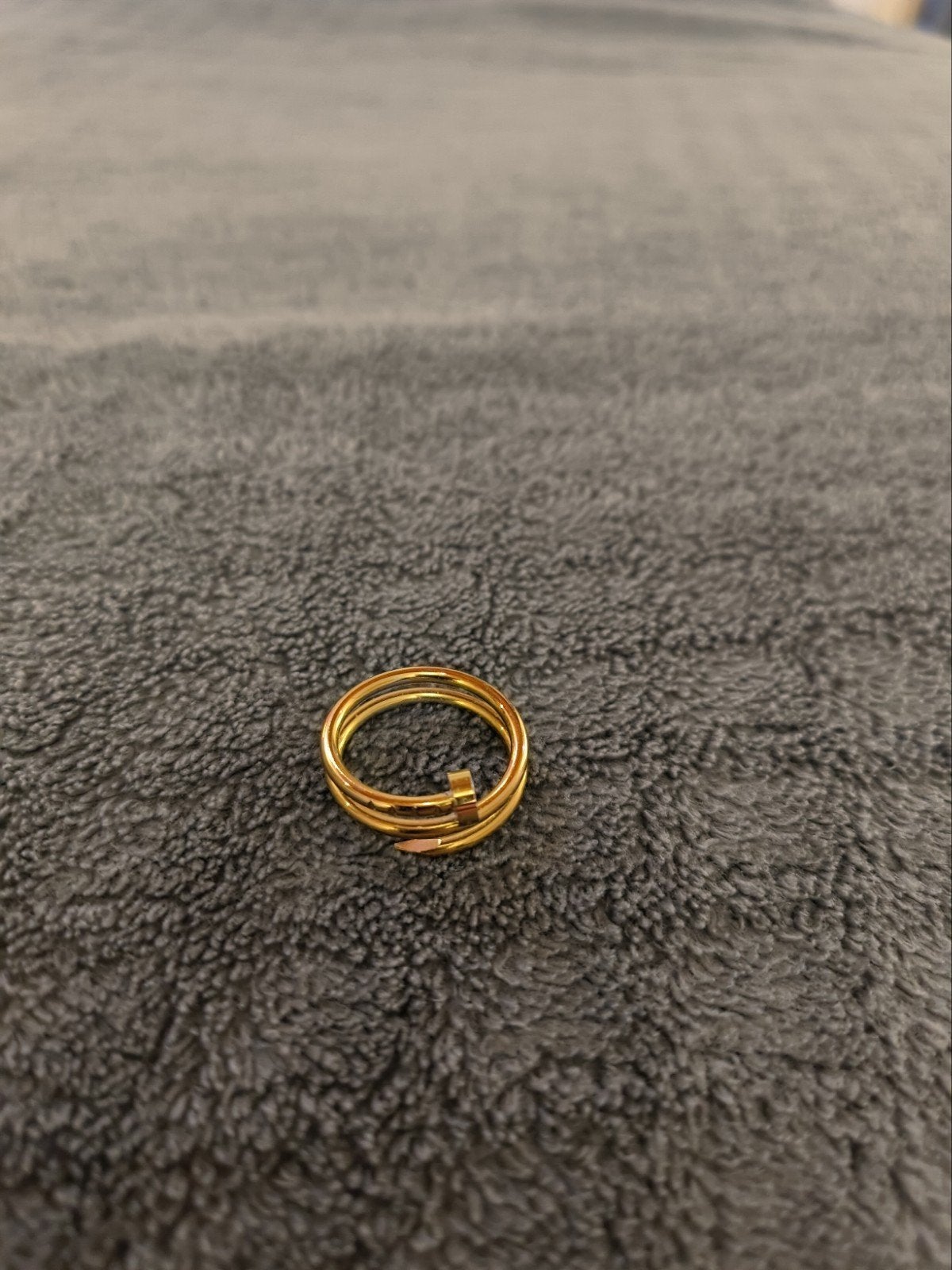 Ring (Geen goud), Sieraden, Tassen en Uiterlijk, Overige materialen, Ophalen of Verzenden, Zo goed als nieuw, Dame