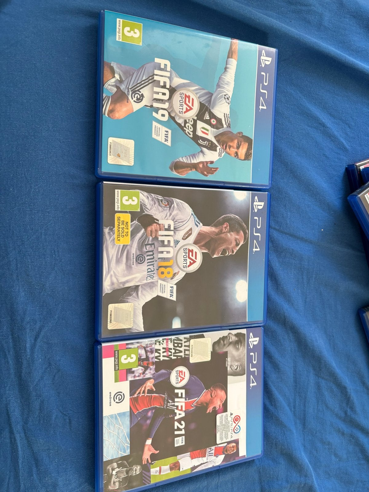 FIFA 18, 19 en 21 voor PS4 - Voetbalgame Bundel, Eén computer, Ophalen of Verzenden, Zo goed als nieuw, Sport
