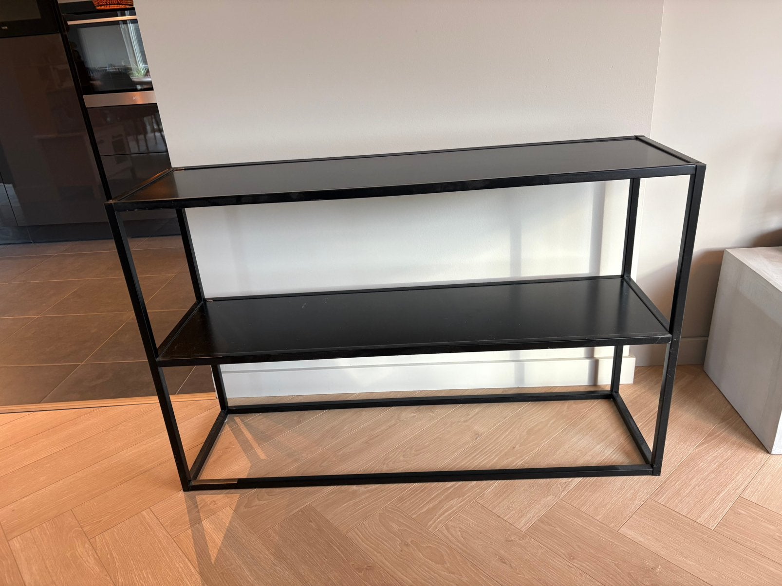 Sidetable - Woood, Huis en Inrichting, 100 tot 150 cm, Ophalen of Verzenden, Zo goed als nieuw, 25 tot 50 cm