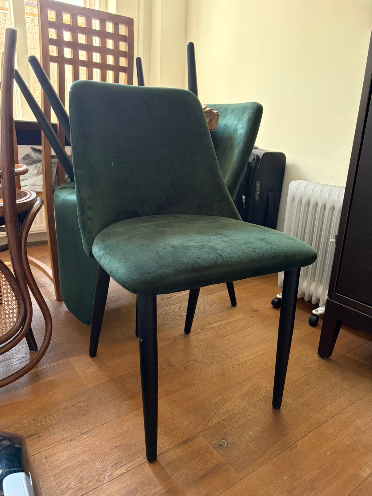3 donkergroene velours eetkamerstoelen, Huis en Inrichting, Stoelen, Gebruikt, Drie, Stof, Overige kleuren, Ophalen