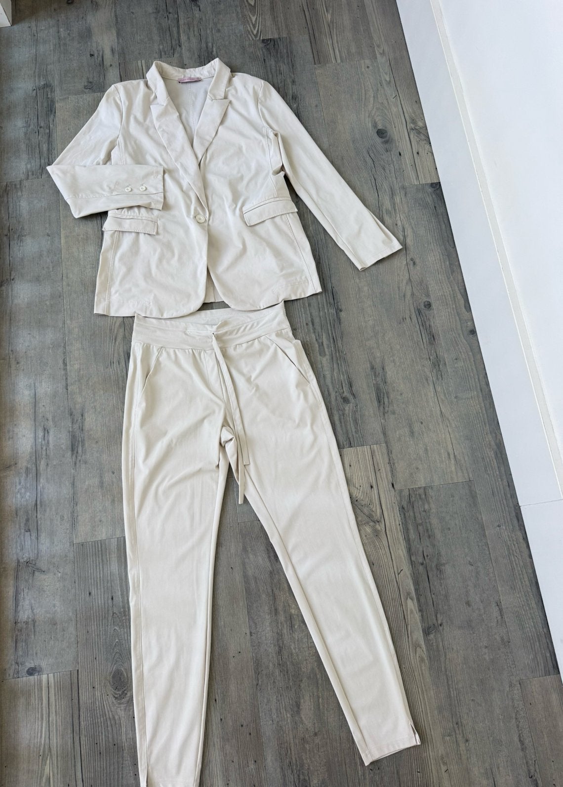 Nieuw Studio Anneloes broekpak 40, Maat 38/40 (M), Kostuum of Pak, Overige kleuren, Nieuw