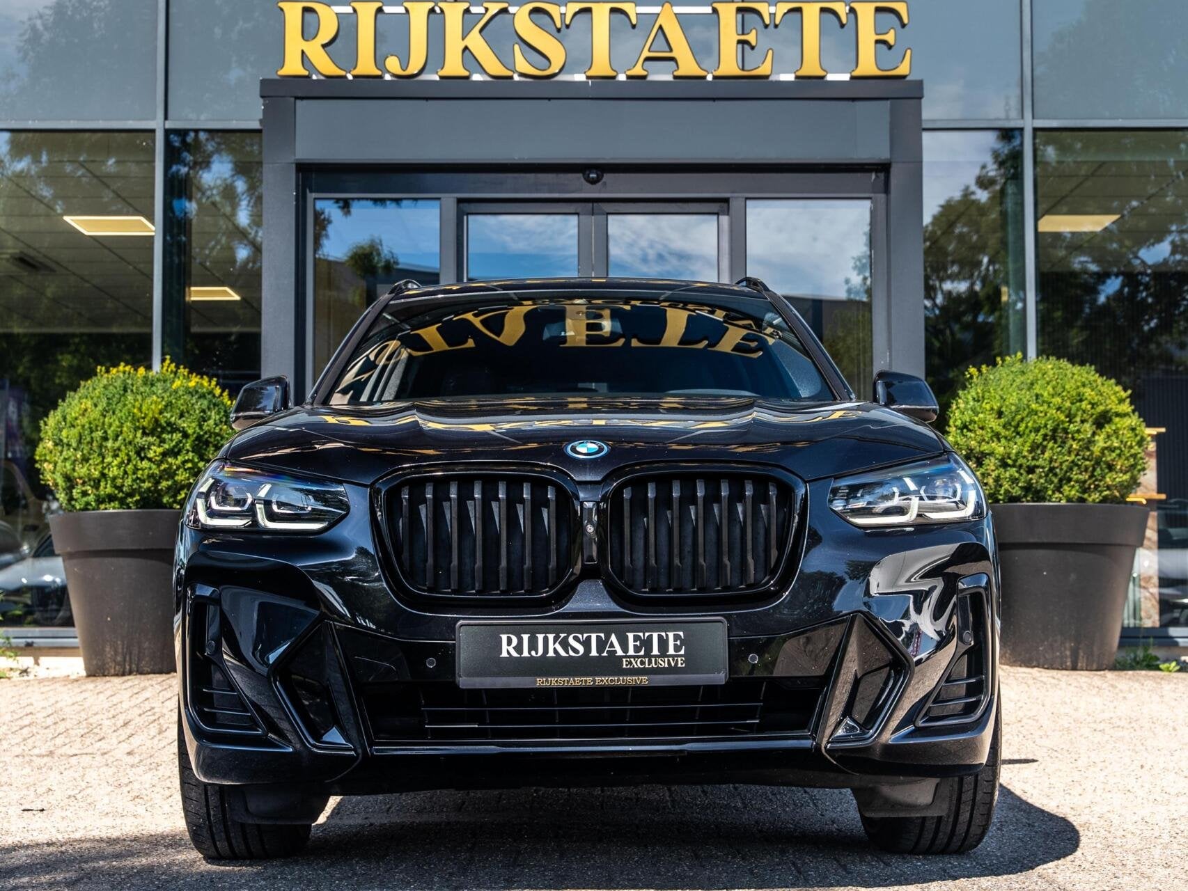 BMW X3 xDrive30e M-SPORT|360° CAMERA|ACC|20''|SFEERV., Auto's, BMW, Automaat, Gebruikt, Zwart, Bedrijf