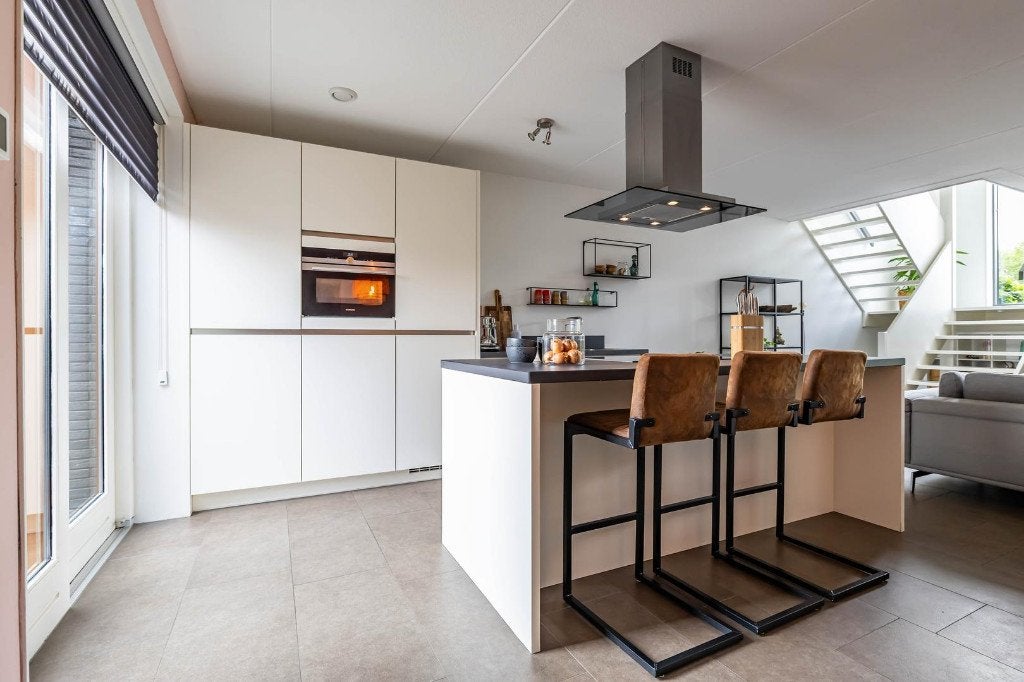 Te koop t.e.a.b: Complete keuken–zelf demonteren en ophalen, Huis en Inrichting, Keuken | Complete keukens, Ophalen, Gebruikt