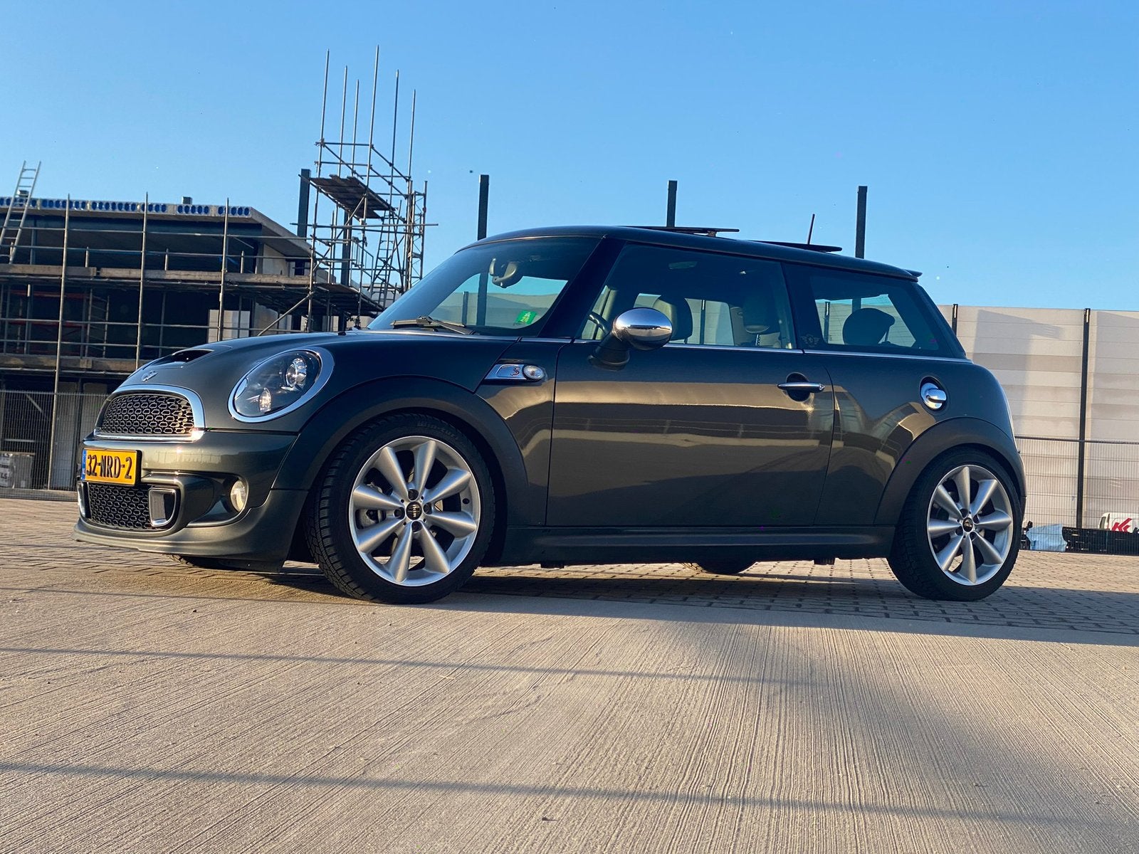 2010 Mini Cooper S Chili vol opties 210 pk, Auto's, Mini, 4 cilinders, 4 stoelen, 49 €/maand, Origineel Nederlands