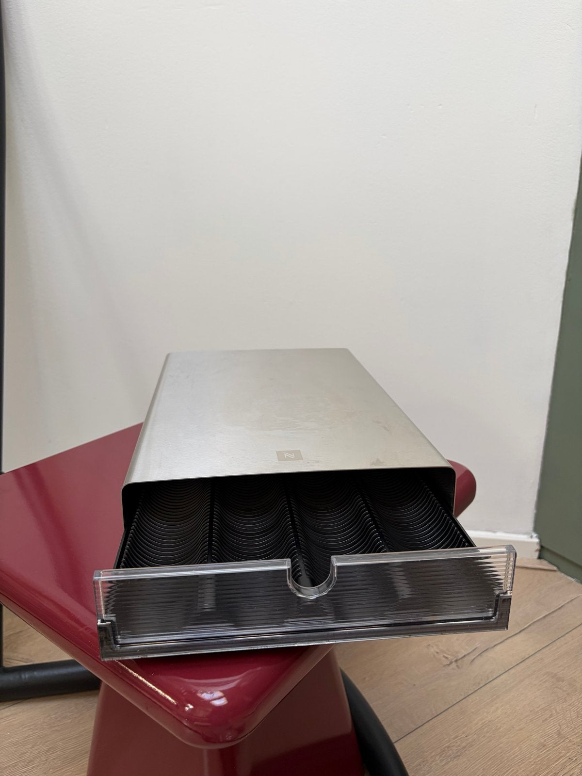 Nespresso RVS capsulehouder, Gebruikt, Nespresso, Ophalen of Verzenden, Capsulehouder