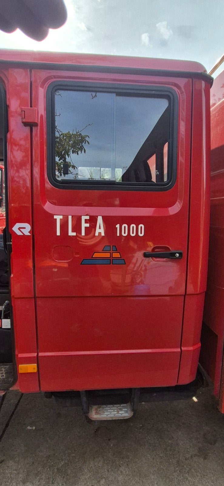 Zijdeuren Doka Mercedes Vario T2LN1 814, Ophalen of Verzenden