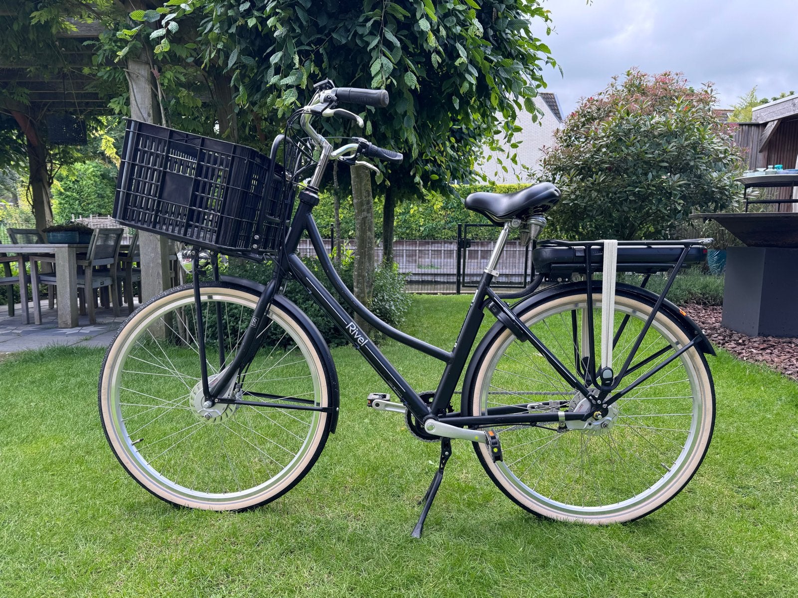 Rivel Riviera E-bike met mand en 7 versnellingen, Overige merken, Gebruikt, Ophalen of Verzenden, 51 tot 55 cm