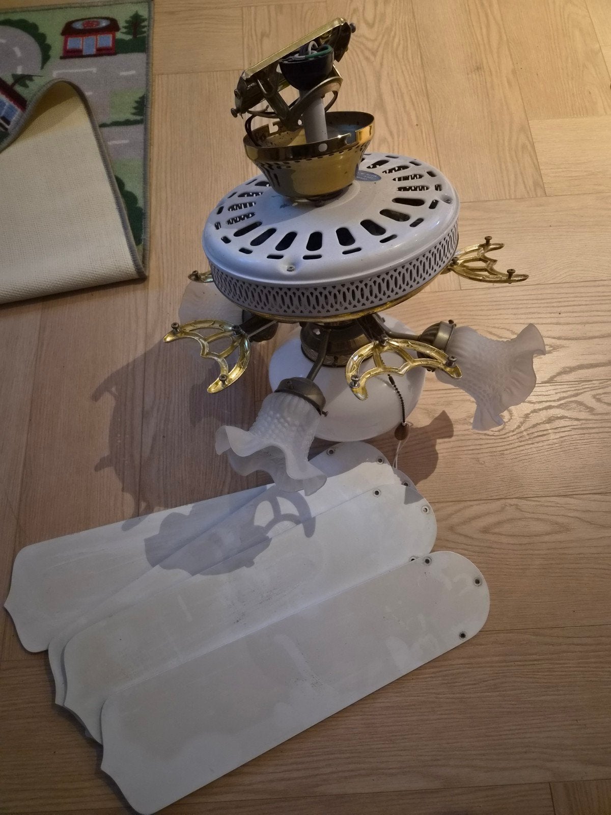 wit met messing ventilator, Witgoed en Apparatuur, Ventilatoren, Ophalen, Zo goed als nieuw, Plafondventilator