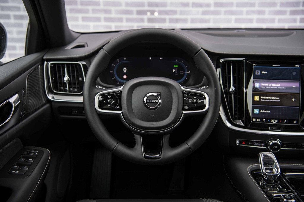 Volvo V60 2.0 T6 Plug-in hybrid AWD Ultra Dark | Sportstoele, Auto's, Volvo, Automaat, 12 maanden, Stof, Euro 6