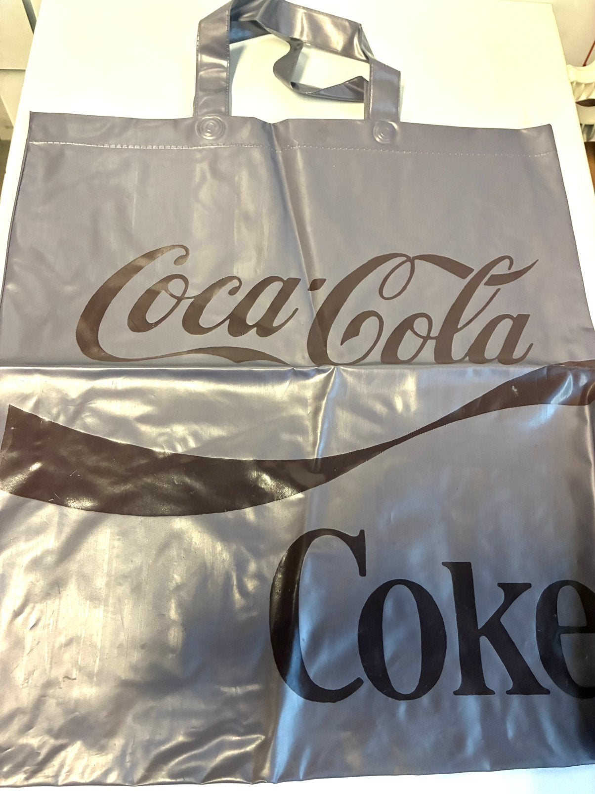 Prachtige grijze Coca Cola tas, Ophalen of Verzenden, Zo goed als nieuw, Gebruiksvoorwerp