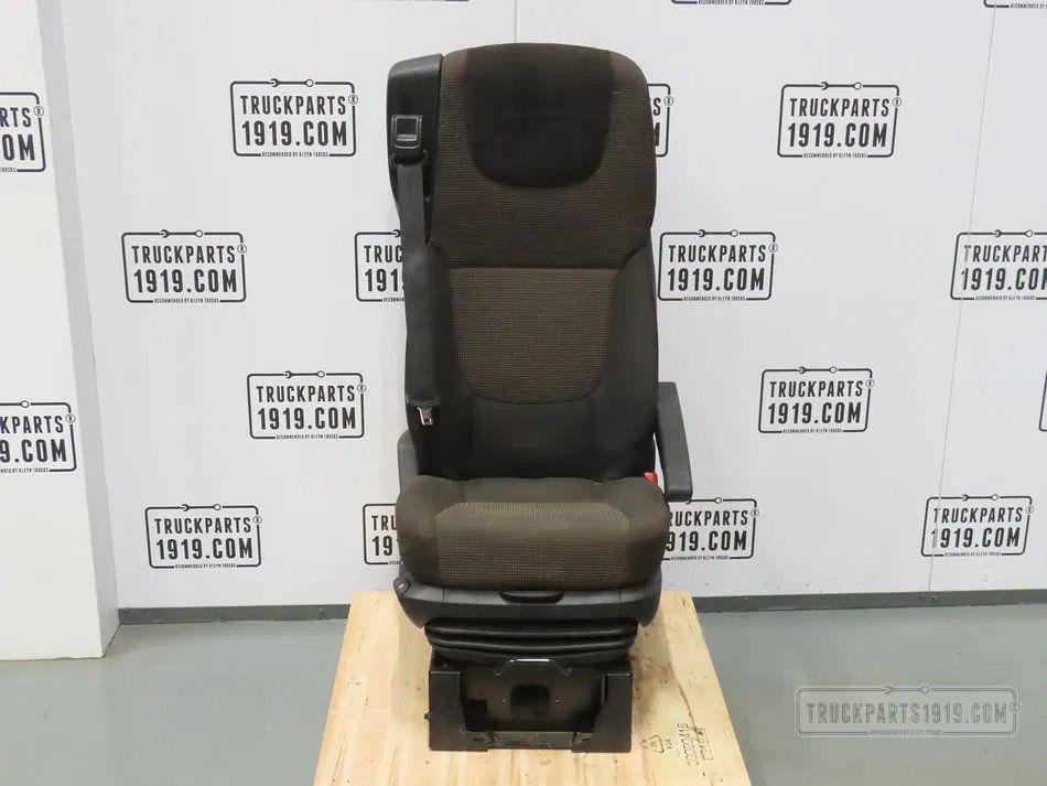 DAF 1844384 Bijrijdersstoel DAF XF 106, Ophalen, Gebruikt, DAF, Interieur en Bekleding