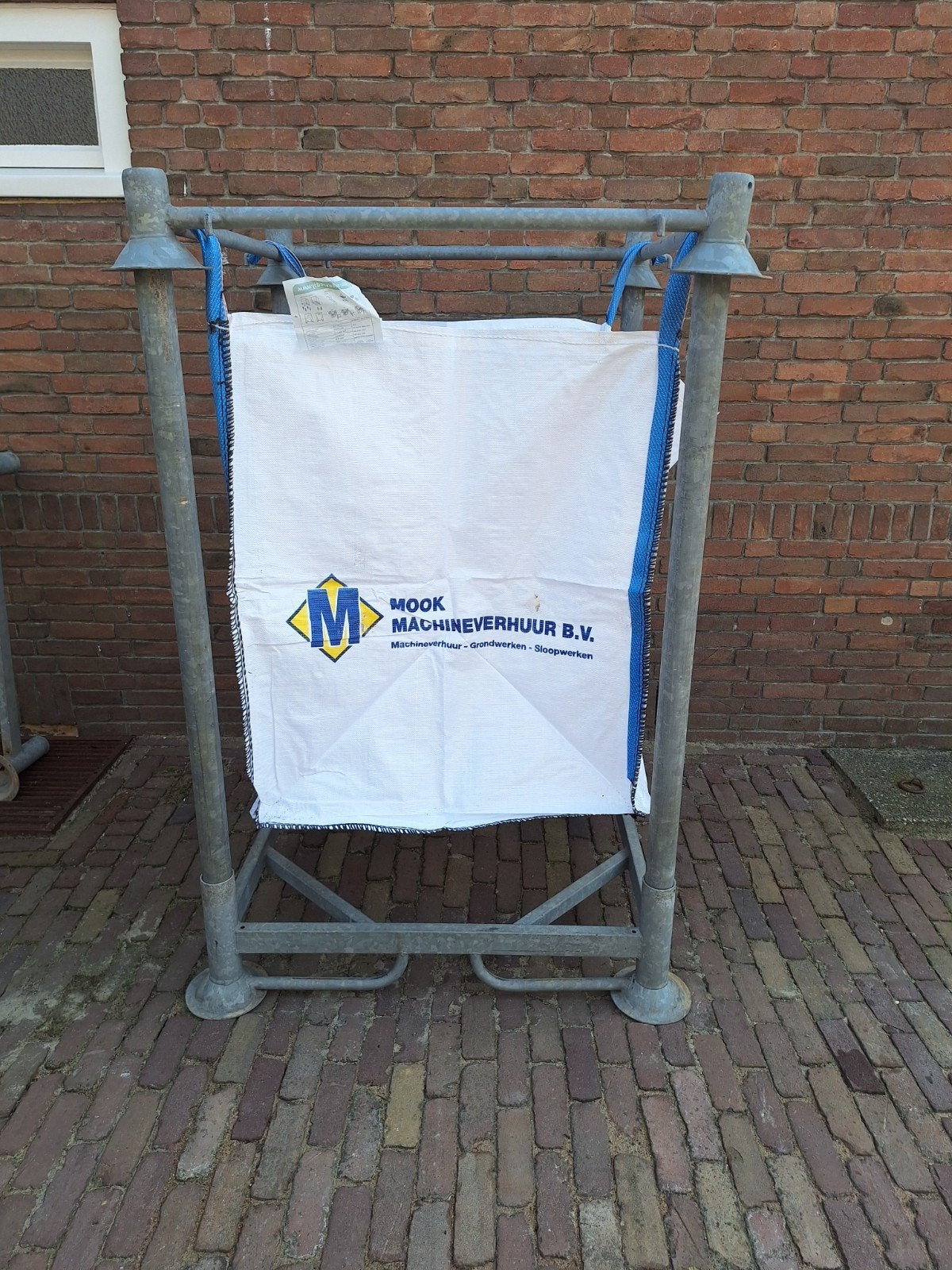 houder voor kuubzak, Ophalen, Zo goed als nieuw