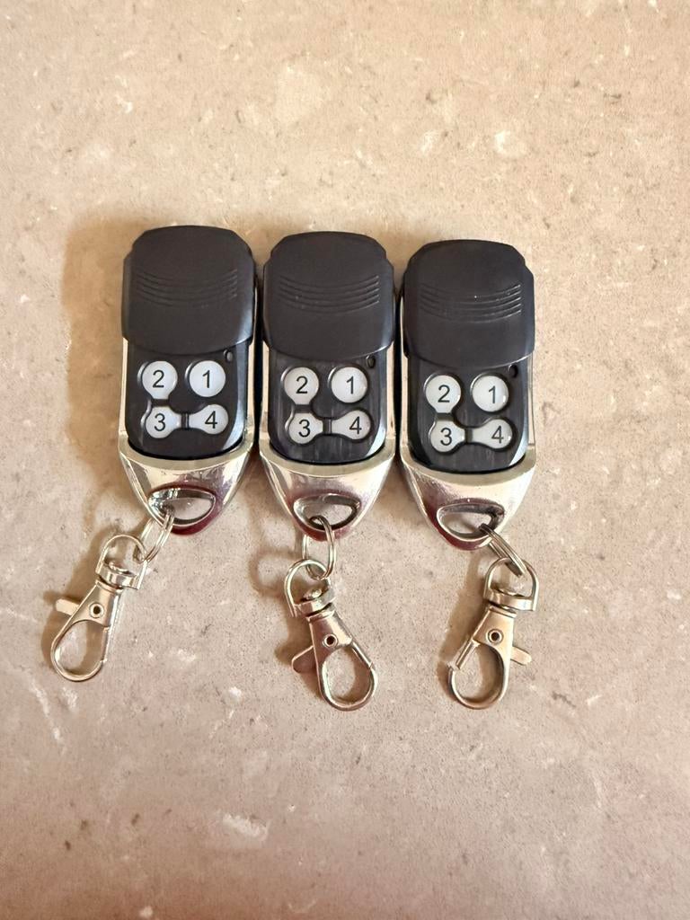 Chamberlain/Liftmaster handzenders, Ophalen of Verzenden, Gebruikt