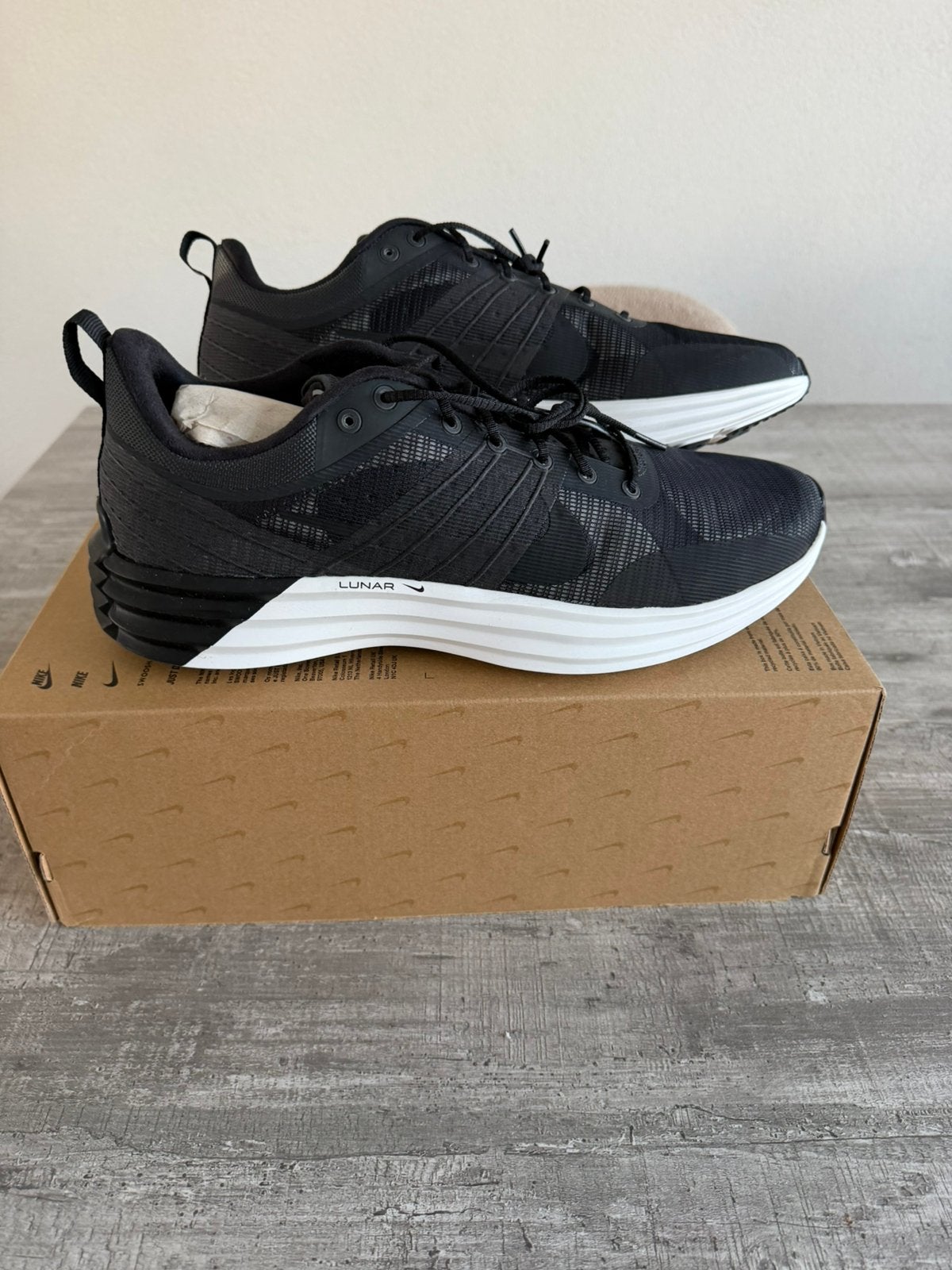 Nieuw paar nike lunar roam in maat 47,5 (47.5) running, Zwart, Nieuw, Ophalen of Verzenden, Sneakers of Gympen