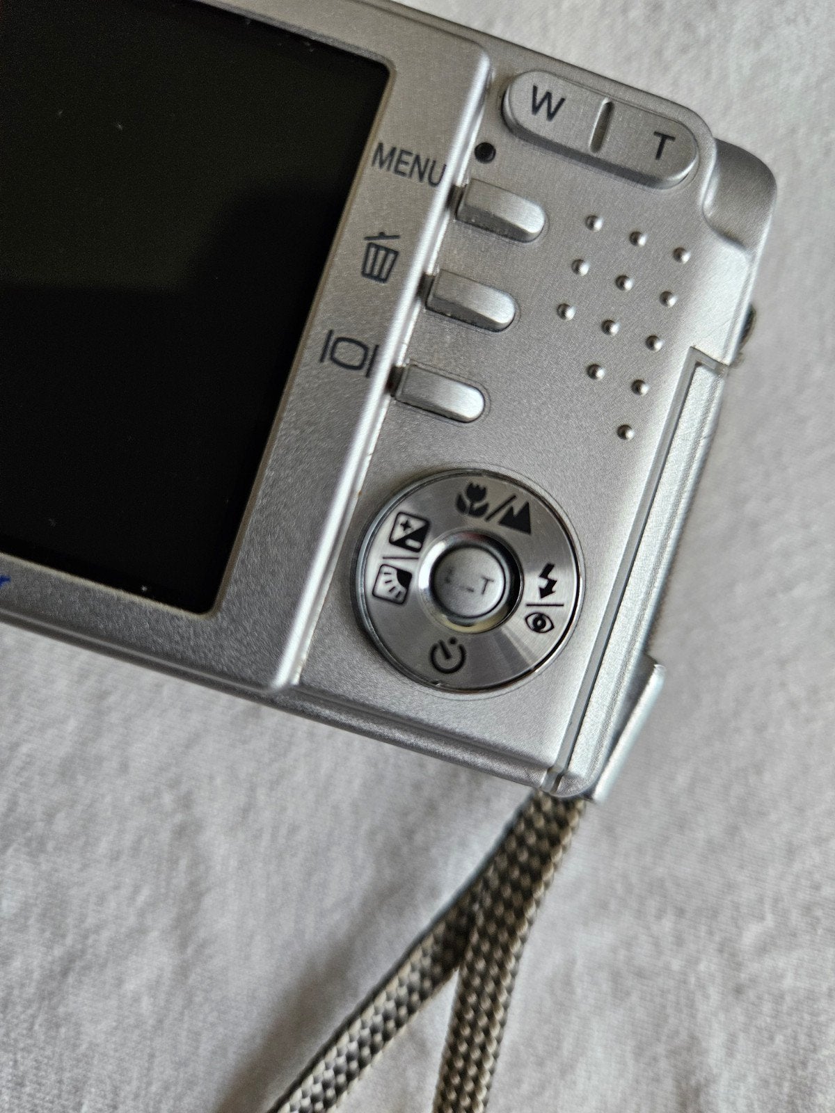 Konica Minolta DiMAGE E50 Compactcamera - 5.0 MP, 3x Zoom, Gebruikt, Minolta, Compactcamera, 4 t/m 7 keer