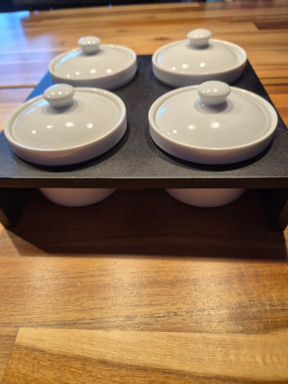 Houten serveerstandaard met 4 minipannetjes, Ophalen of Verzenden, Zo goed als nieuw, Overige materialen, Pot, Bus of Blik
