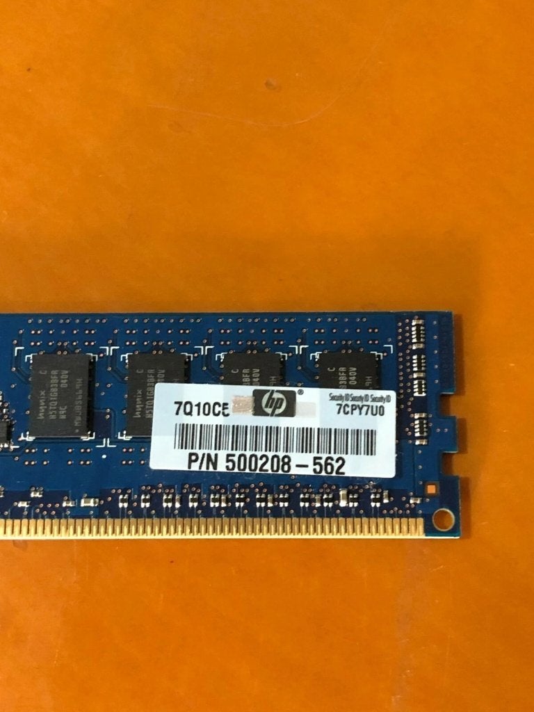 Hynix 1GB DDR3 1333 MHz ECC (HMT112U7BFR8C), DDR3, Ophalen of Verzenden, Desktop, Gebruikt