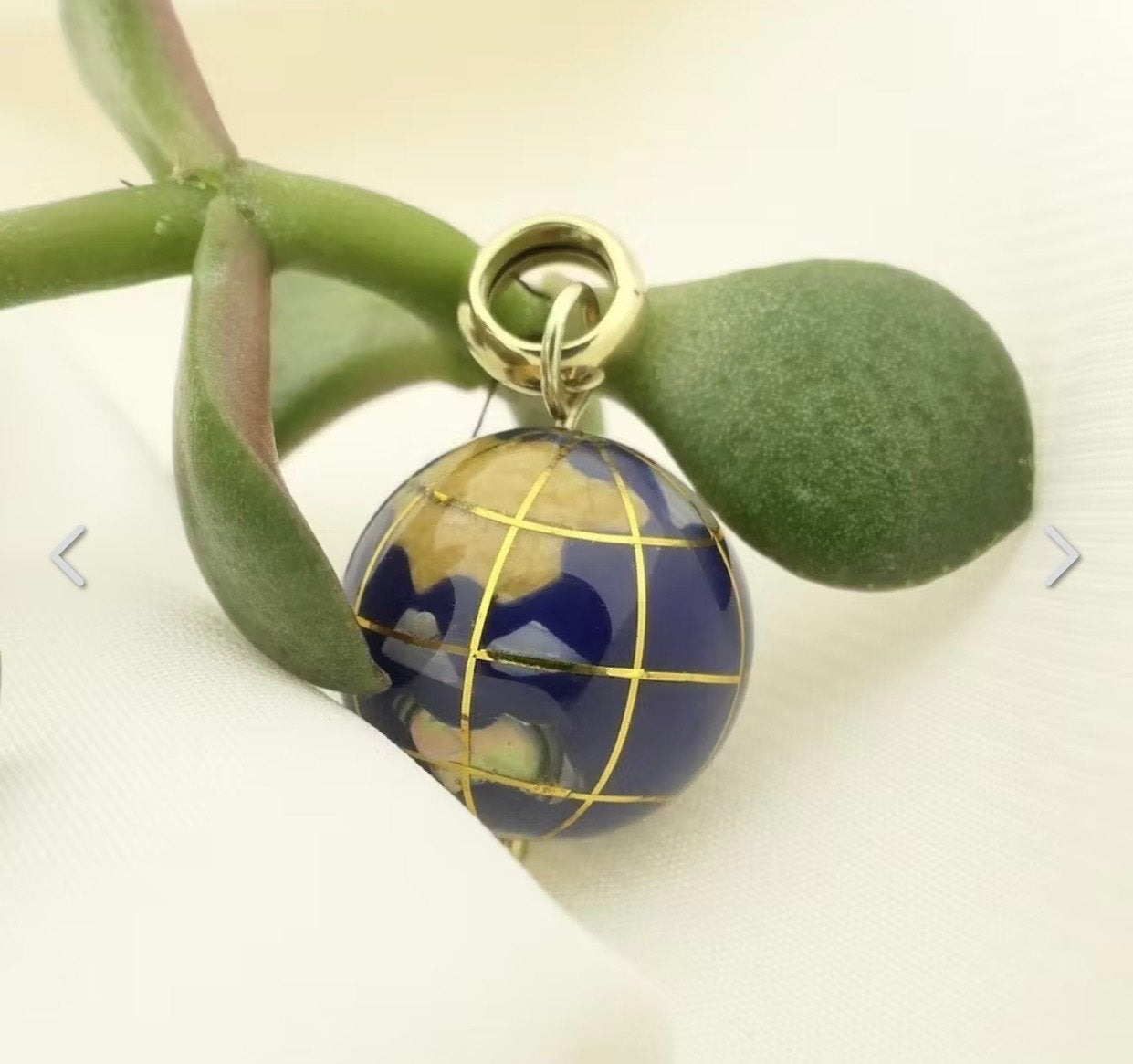 Gouden wereldbol hanger Lapis-Lazuli edelsteen + 14 karaat, Gebruikt, 1 bedel, Goud, Ophalen
