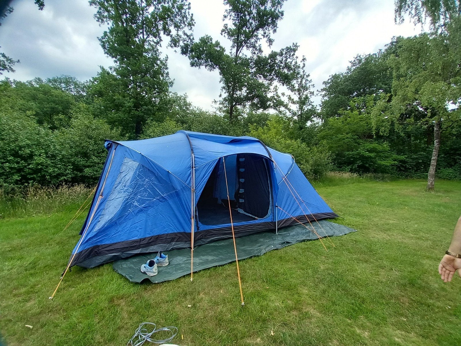 Eurotrail Florida 4/6 persoons tent - Ruim en in goede staat, Ophalen, Gebruikt, Tot en met 6